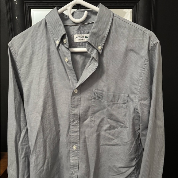 Lacoste Regular Fit Cotton Shirt Button Down
Grey / Silver
Small - 38
14.5 Neck - Picture 2 of 5